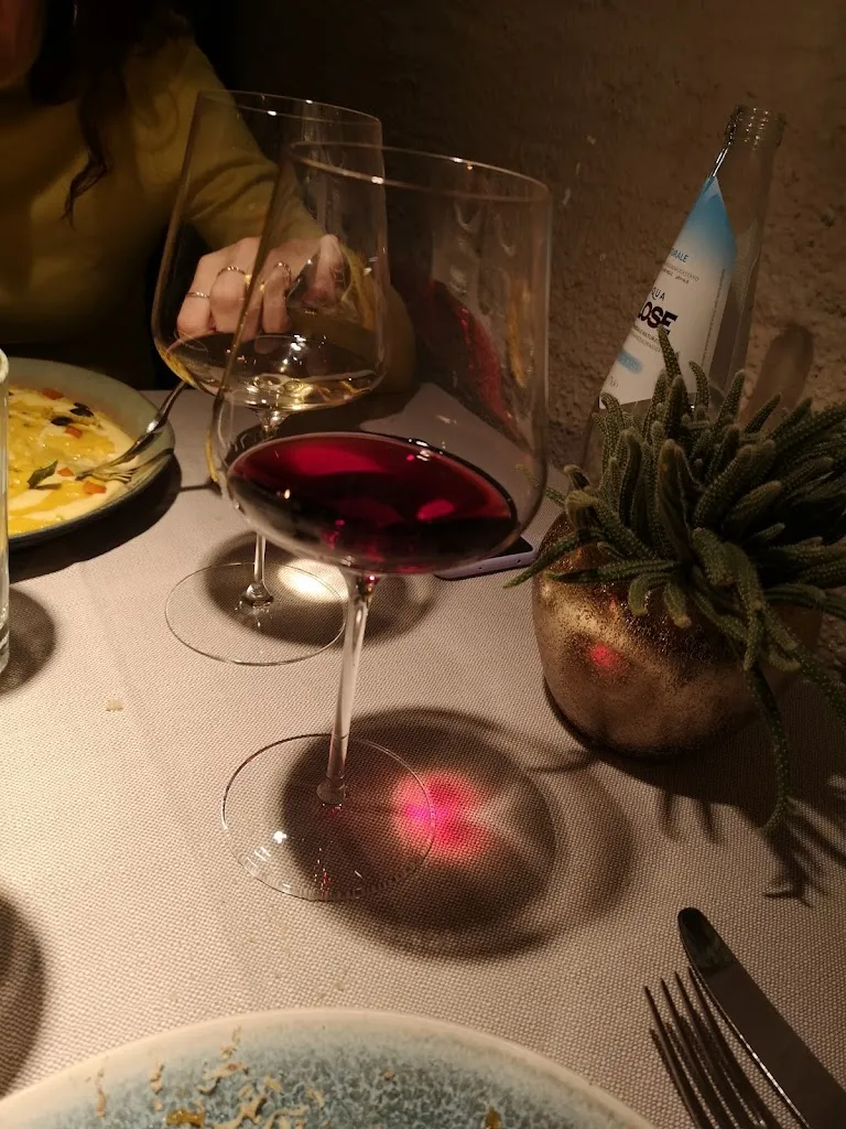 Menu_Enoteca Ansitz Pillhof_Cornaiano_image_6