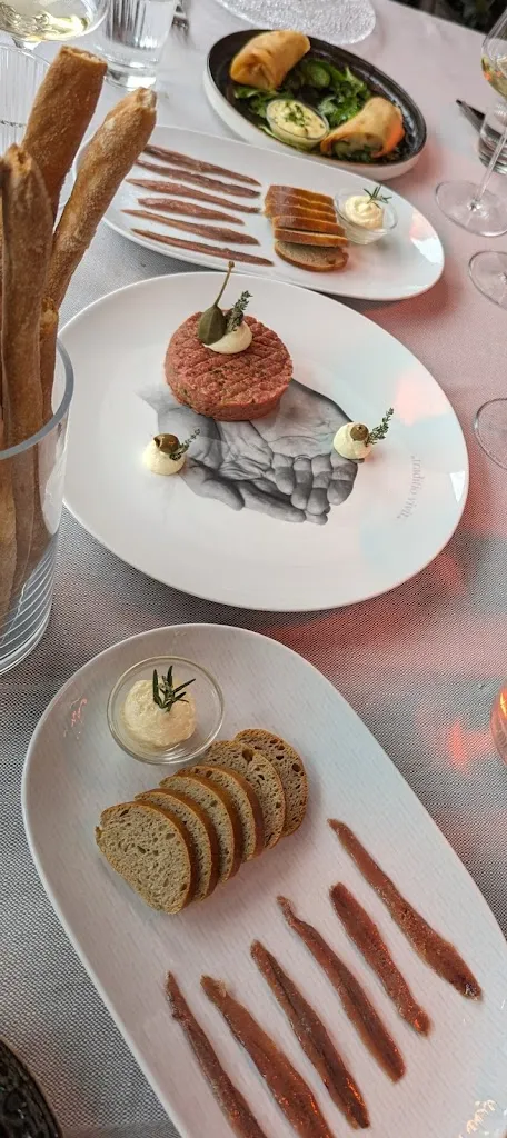 Menu_Enoteca Ansitz Pillhof_Cornaiano_image_7