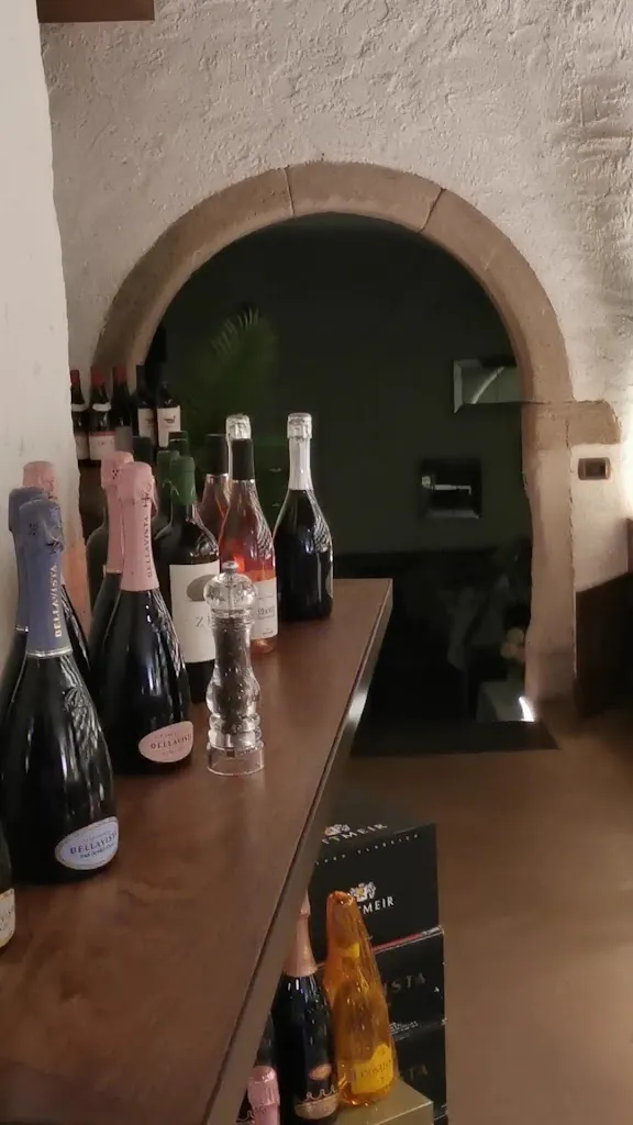 Enoteca Ansitz Pillhof_Cornaiano_slider_image_2