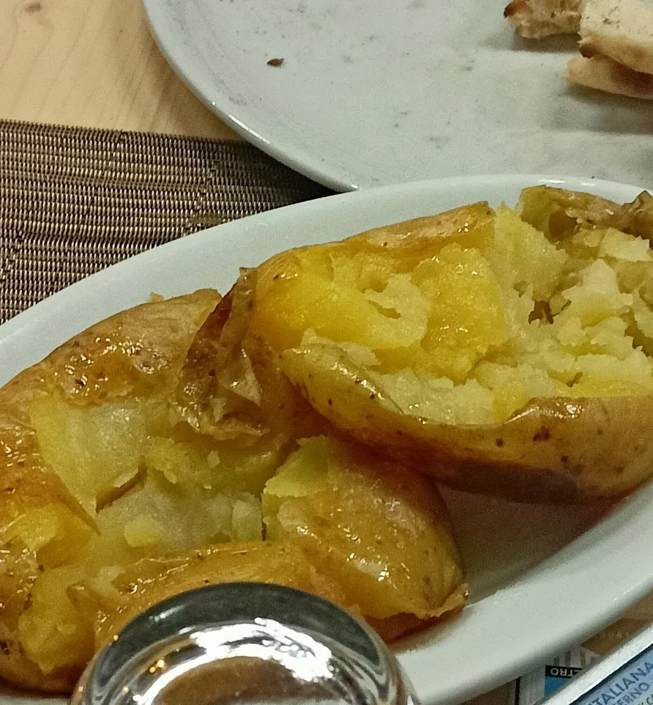 Francy Faenza_Pizze & Sfizi_Locorotondo_recensione