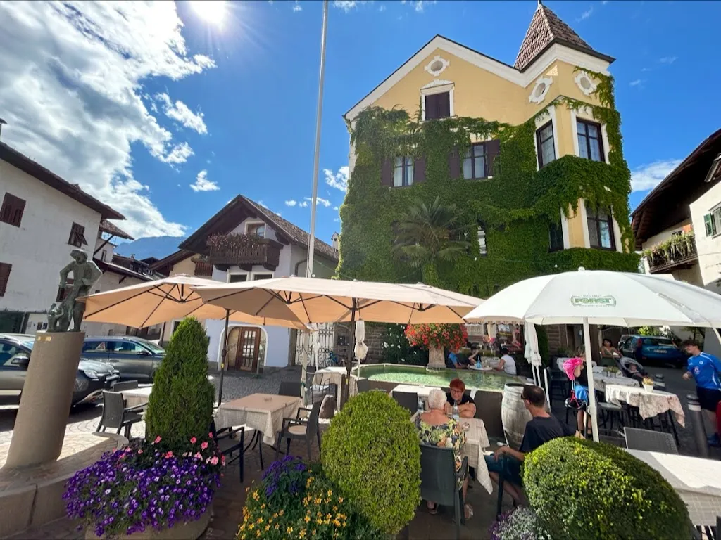 Café am Platz_Cornaiano_slider_image_2