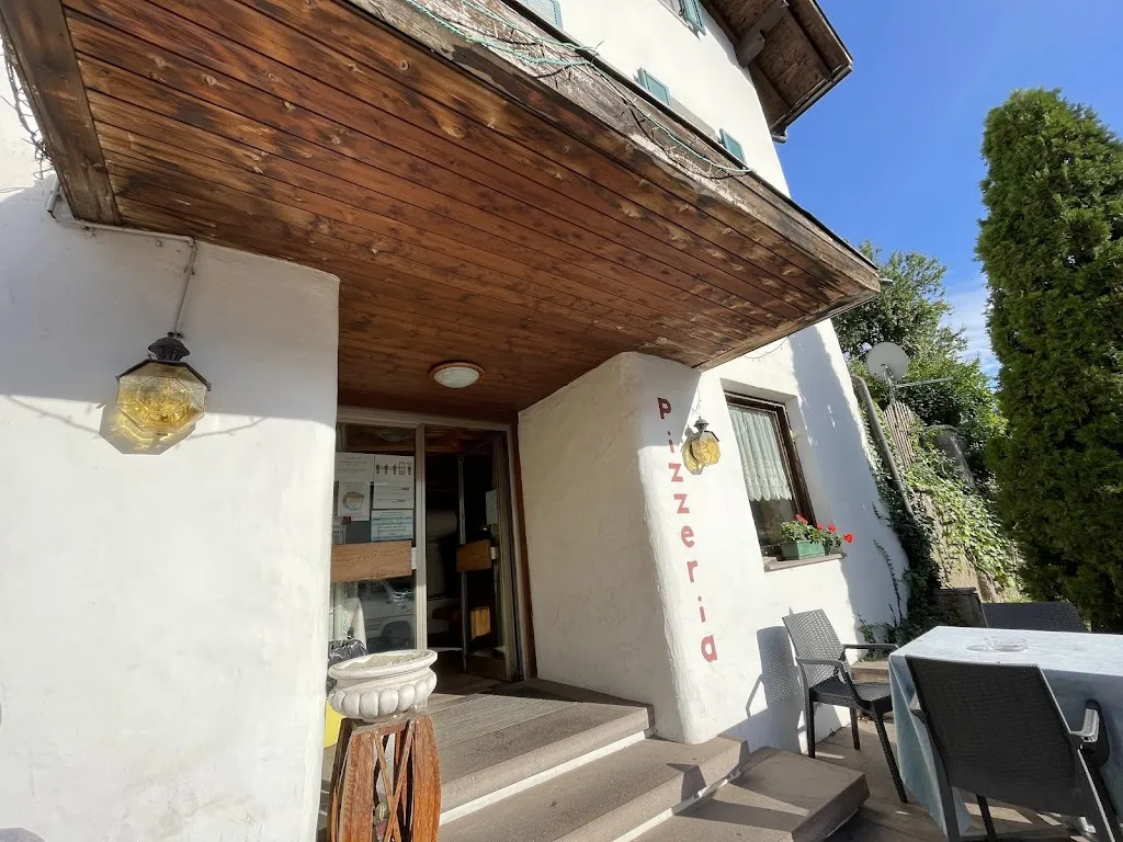 Andreas Reichel_Bürgerstube_Cornaiano_recensione