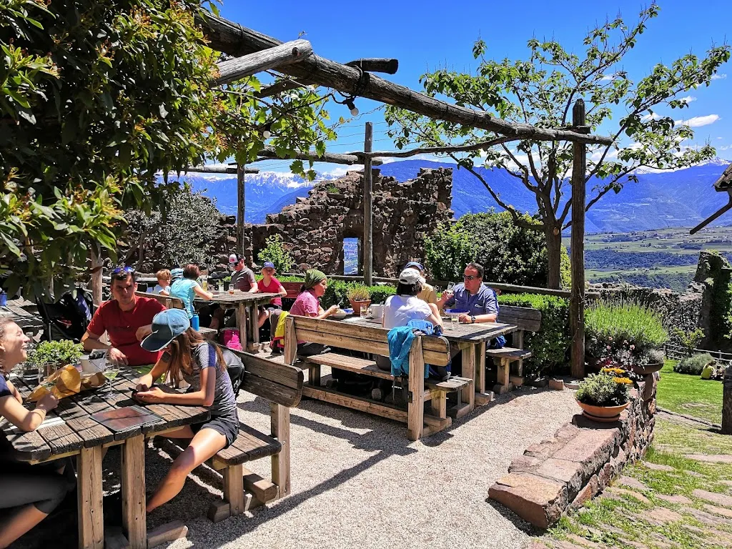 Burgschenke Hocheppan_Cornaiano_slider_image_1