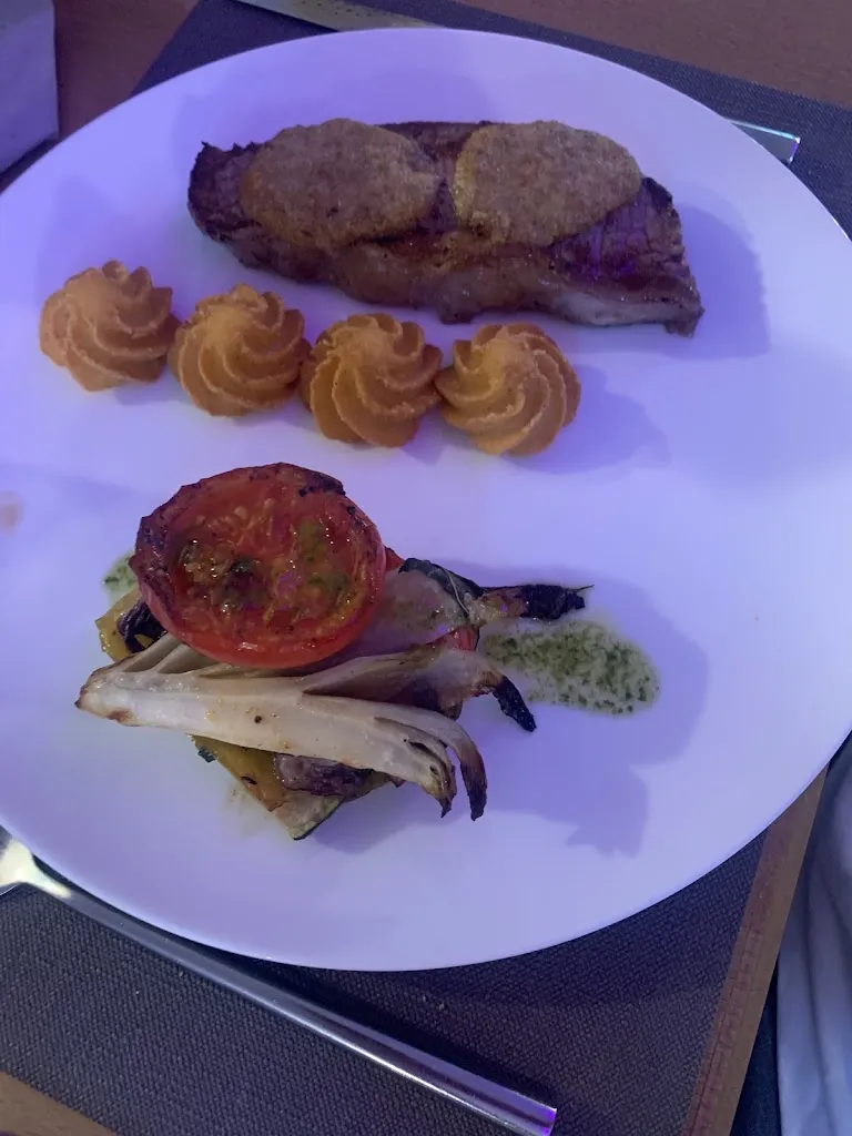 Mnl Nmnn_Per Du_Cornaiano_review