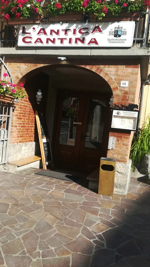 Ristorante Pizzeria Antica Cantina_Dimaro_slider_image_1