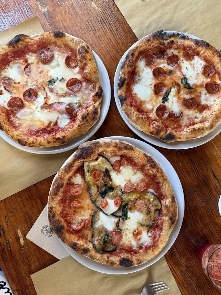 Labaita Pizzeria_Dimaro_slider_image_2