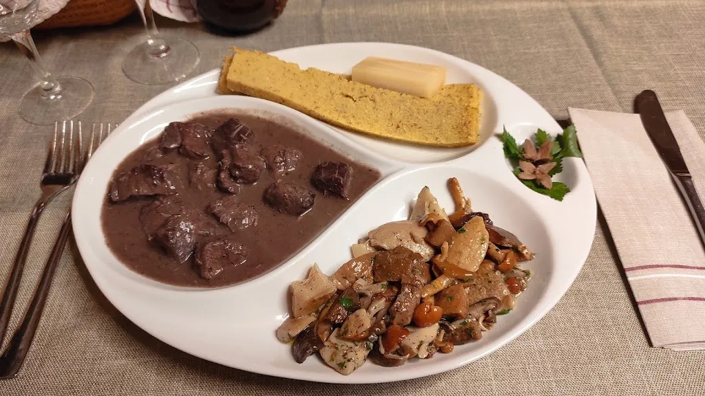 Ristoro Dolomiti Di Brenta_Dorsino_slider_image_2