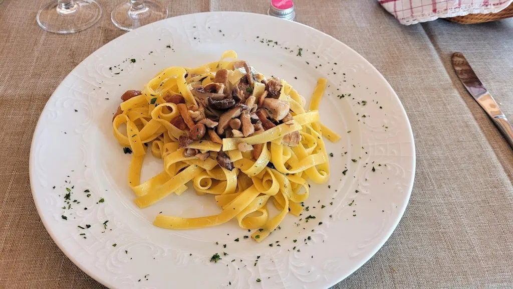 Ristoro Dolomiti Di Brenta_Dorsino_slider_image_3