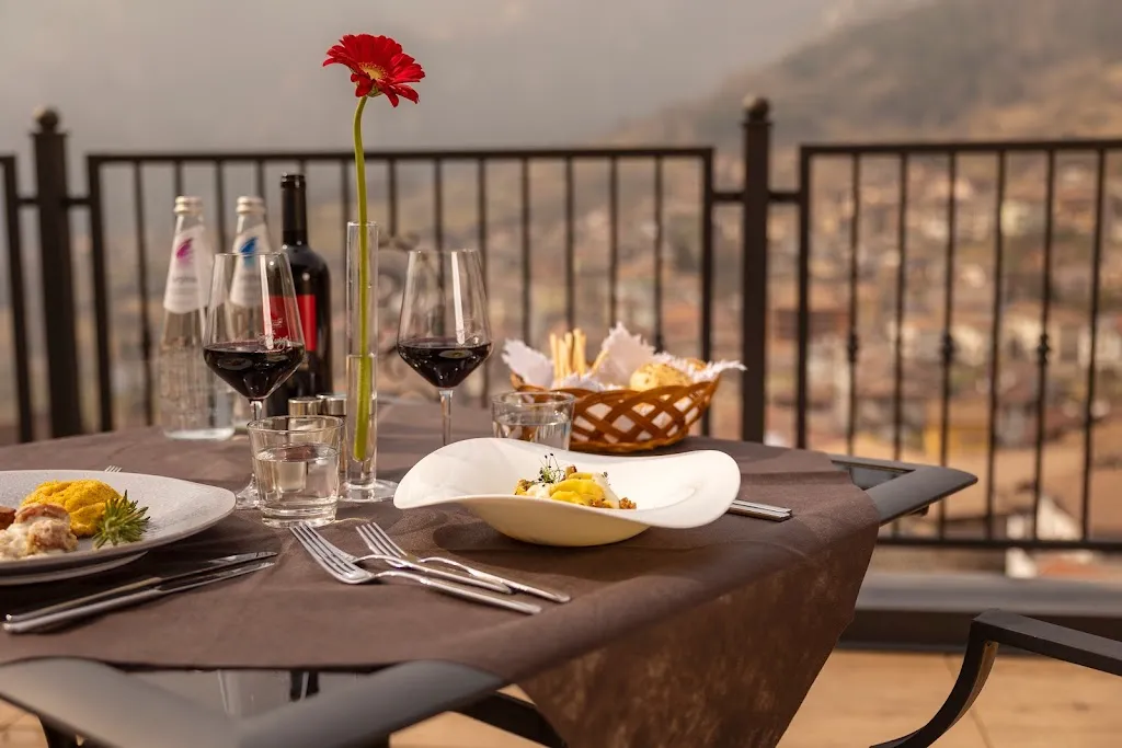 Menu_Castel Mani Restaurant_Dorsino_immagine_2