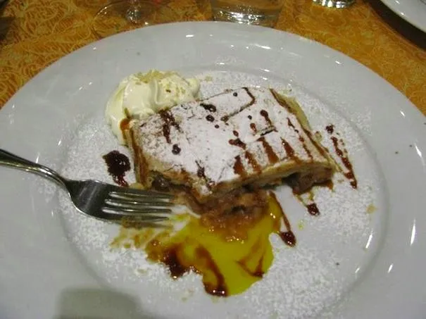 B&B Agostini Pizzeria Ristorante_Fai della Paganella_slider_image_2