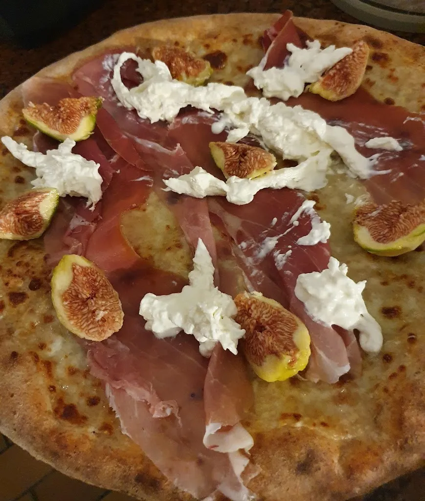 Ristorante Pizzeria Da Lucio_Fiavè_slider_image_3