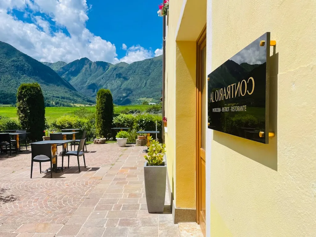 Al Contrario_Fiavè_slider_image_3