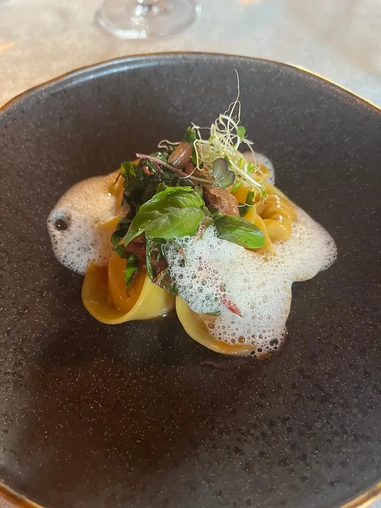 You And Me_Sichelburg_Falzes_review