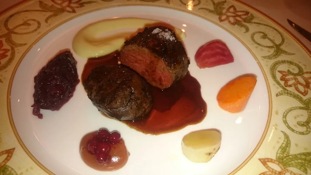 Tomasz M._Schöneck_Falzes_review