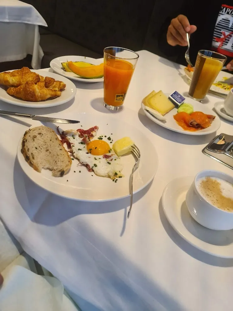 Maria Canonizado_Hotel Gasthof Jochele_Falzes_review