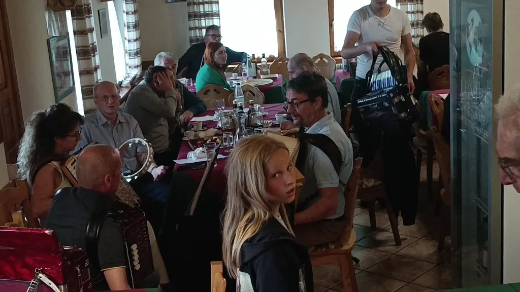 Aquila Nera - Restaurant & Hotel_Frassilongo_slider_image_2