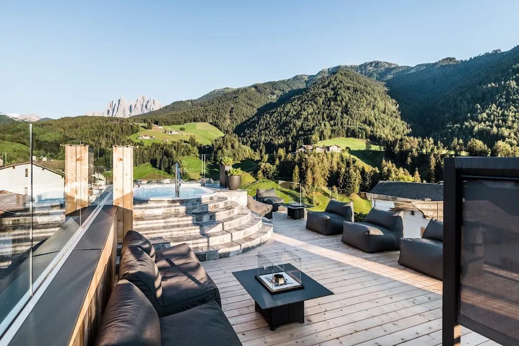 Viel Nois Guest House restaurant in Funes - Villnoess