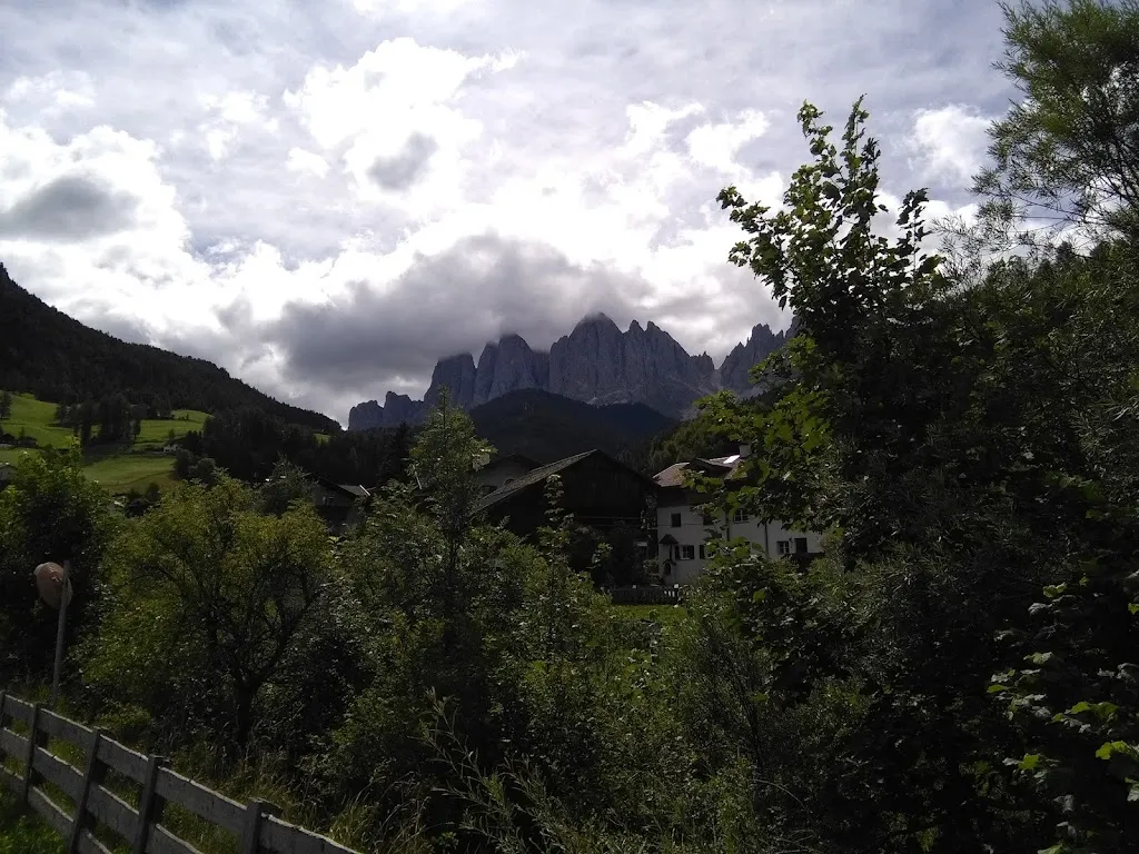 Schlosskeller_Funes - Villnoess_slider_image_2