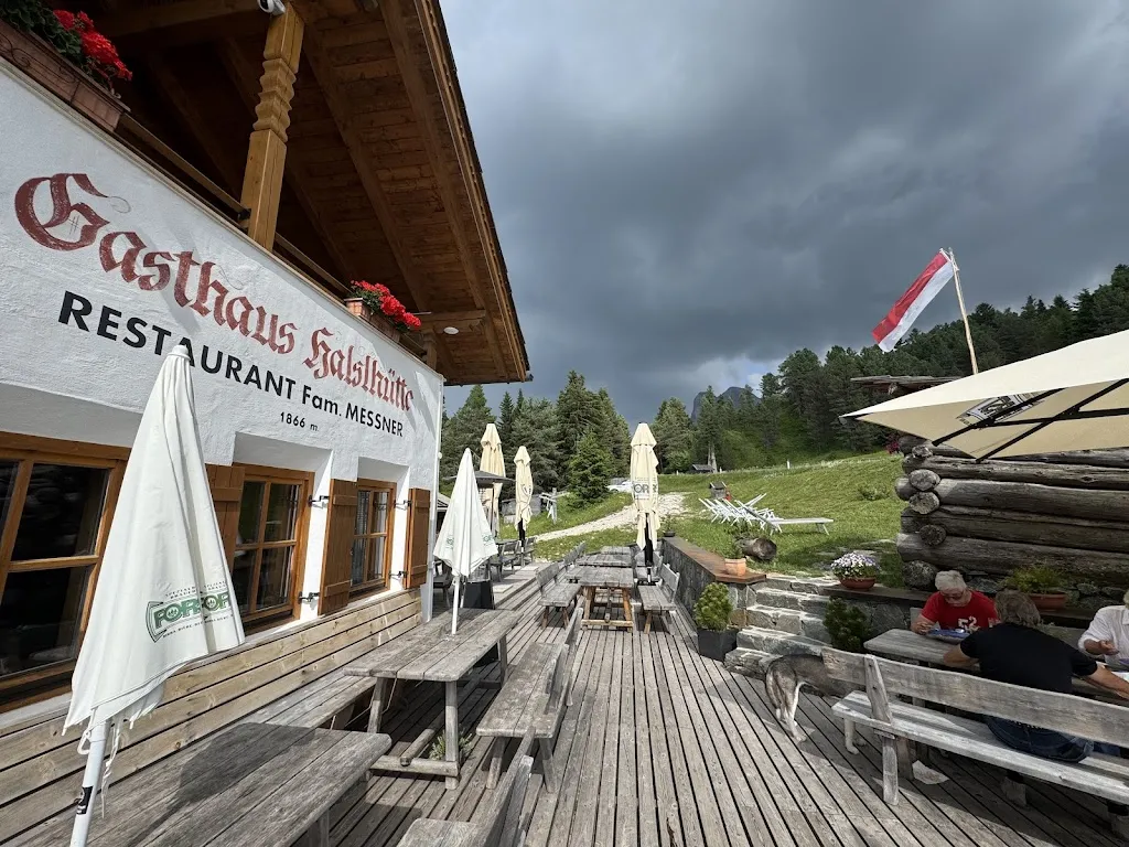 Neil Bartlett_Rifugio Halslhütte_Funes - Villnoess_review