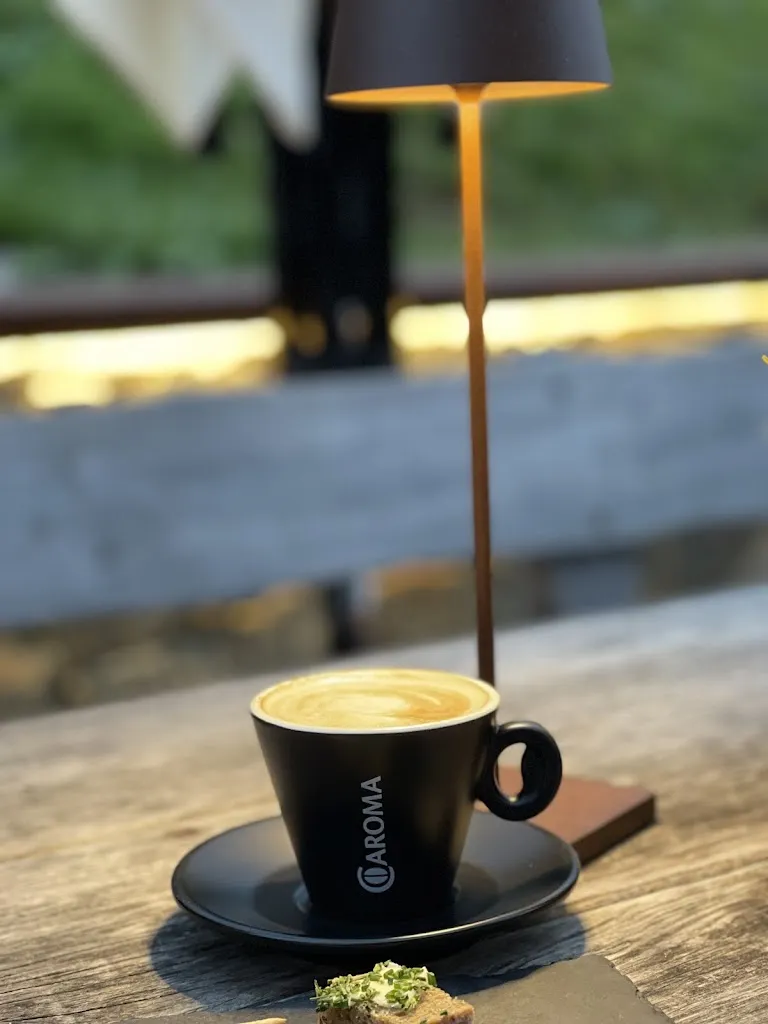 Rifugio Halslhütte_Funes - Villnoess_slider_image_3