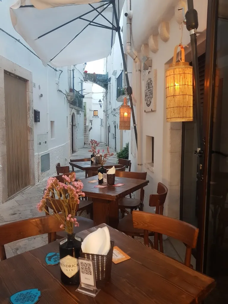 PUB & SUD Malteria restaurant in Locorotondo