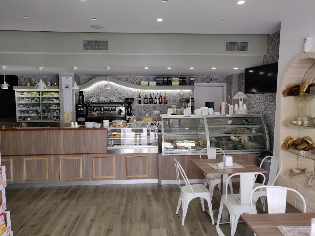 Andrew Förster_Angelini Cafè, Cucina Tipica, Bar e tabaccheria_Locorotondo_review