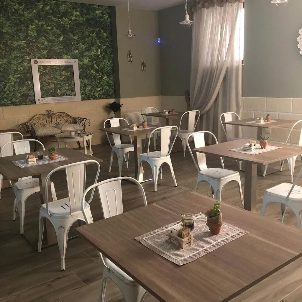 Angelini Cafè, Cucina Tipica, Bar e tabaccheria ristorante a Locorotondo
