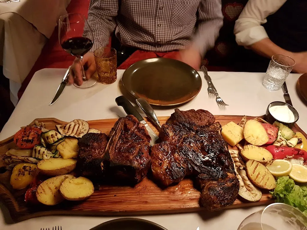 Menu_Steakhouse L’Fanà Food & Wine_Corvara in Badia_image_5