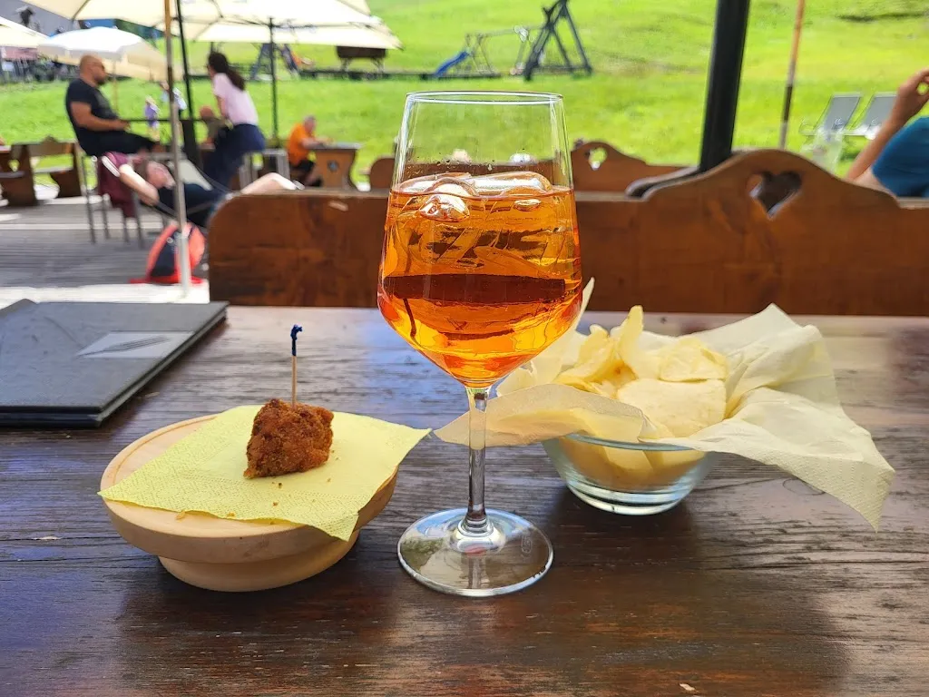 Nick Mels_Rifugio Utia Paraciora_Corvara in Badia_review