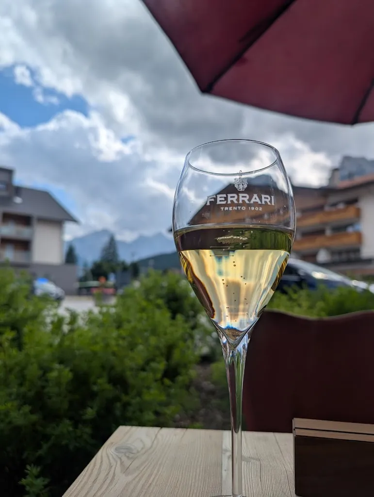 Gabriela M_Glam's Alta Badia_Corvara in Badia_review