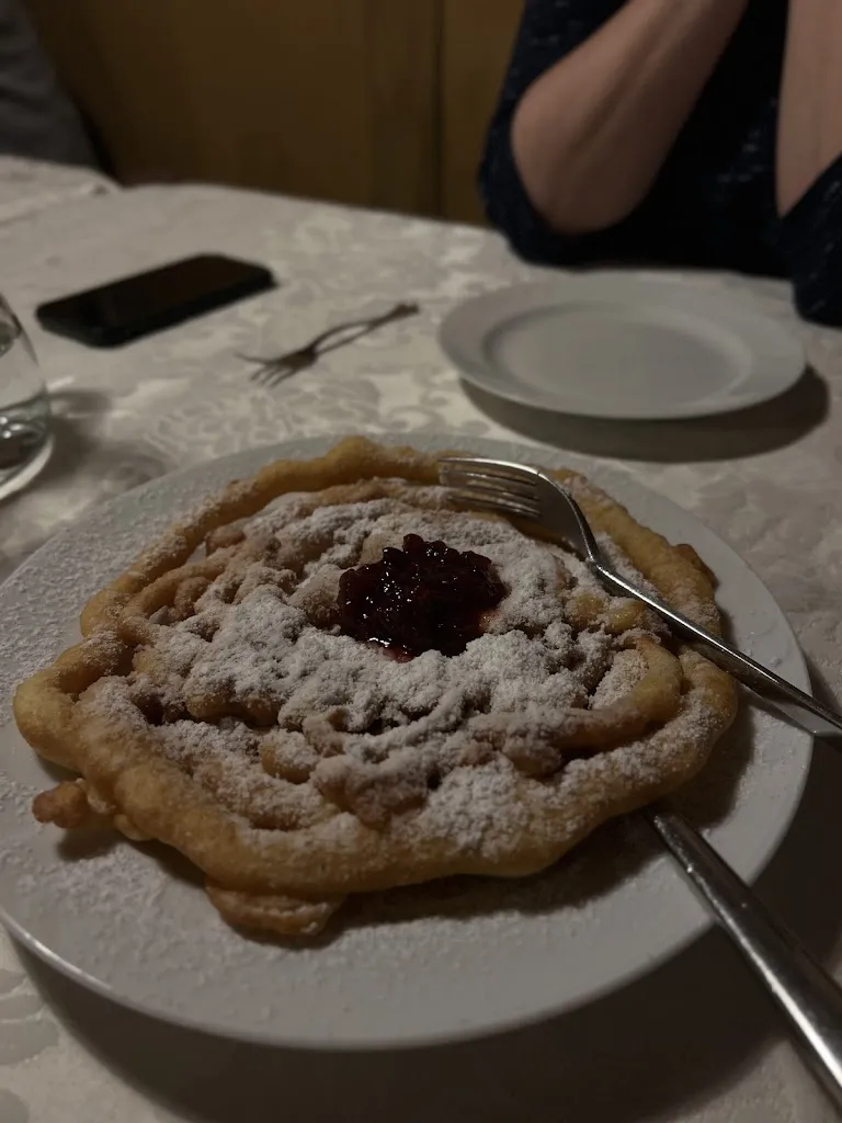 Alexandrina Hadzhiyska_Maso Alfarëi Hof_Corvara in Badia_review