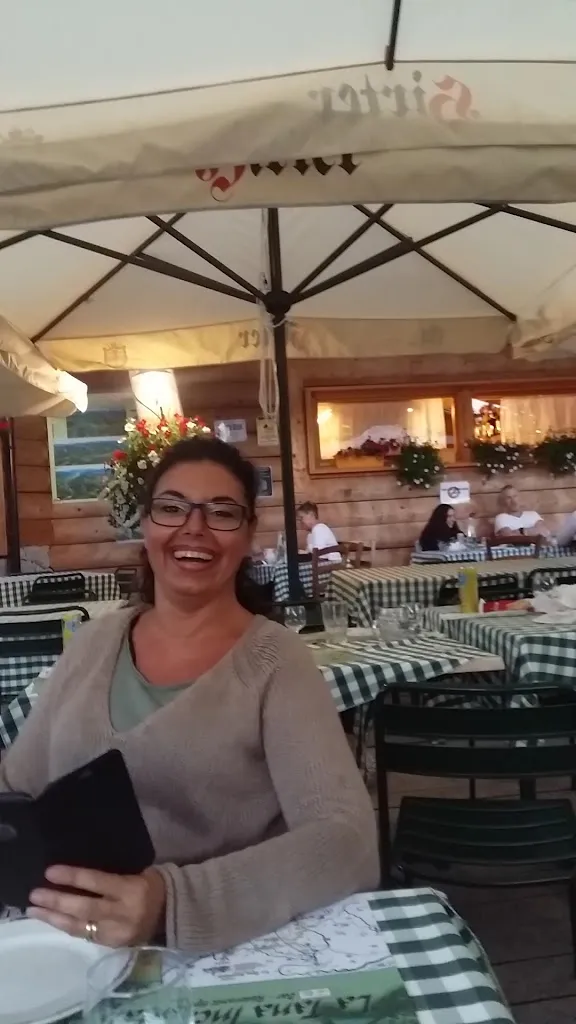 Chalet Tana Incantata_Gionghi-Cappella_slider_image_2