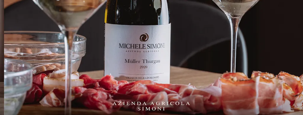 Cantina Simoni_Giovo_slider_image_3