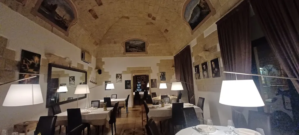 Amélie Restaurant_Maglie_slider_image_3