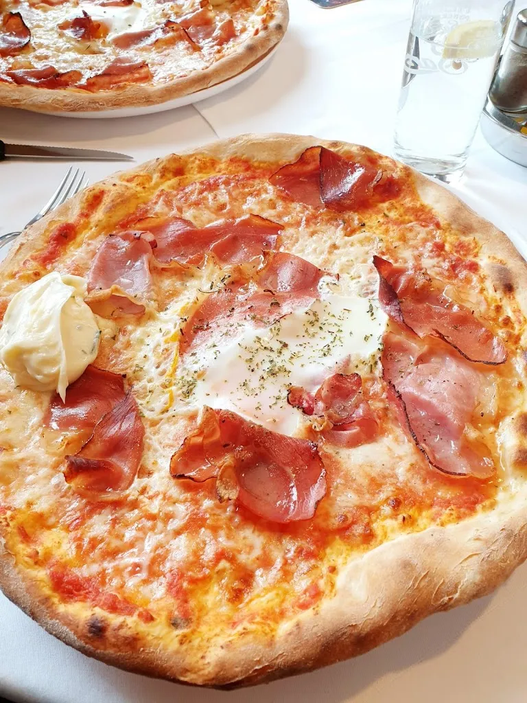 Menu_Pizzeria Restaurant Erika_Glorenza_image_5