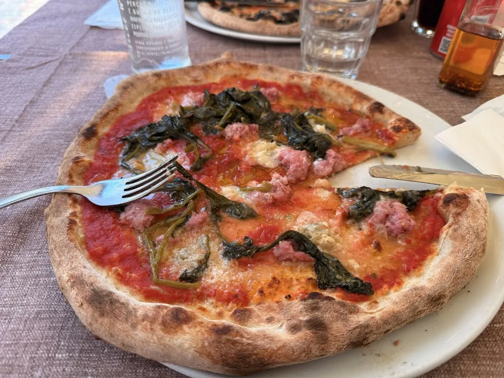 Pizzeria e Spaghetteria Scoiattolo_Folgaria_slider_image_3