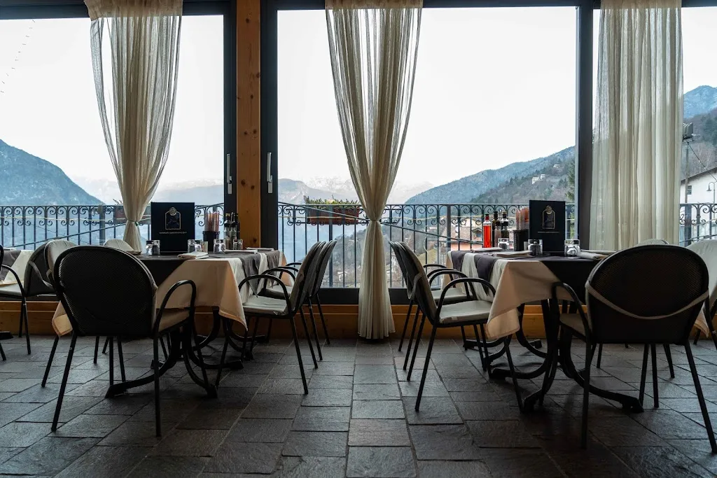 Ristorante Pizzeria Rosspach_Folgaria_slider_image_1