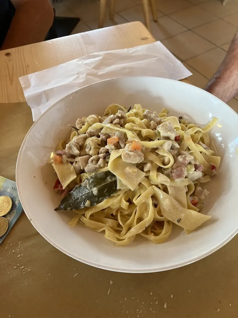 Nadia Enti_Eghel Pause_Folgaria_review