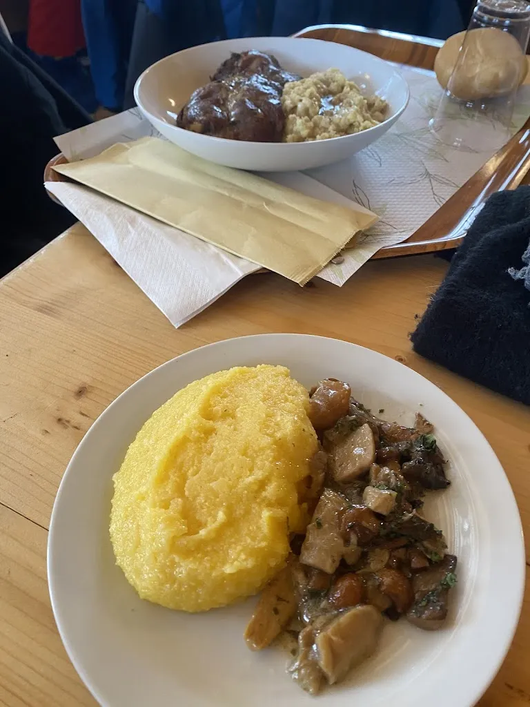 Eghel Pause_Folgaria_slider_image_2