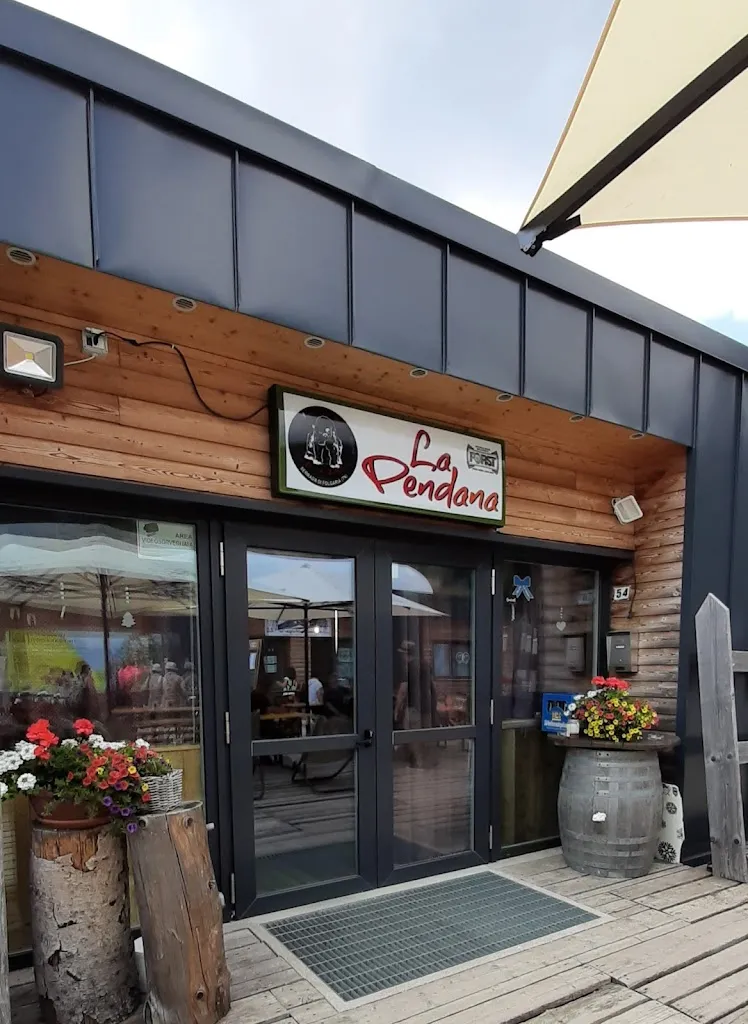 La Pendana Ski-Bar restaurant in Folgaria