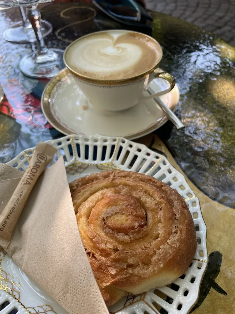 Menu_RunstnerHofCafe_Gargazzone_image_2