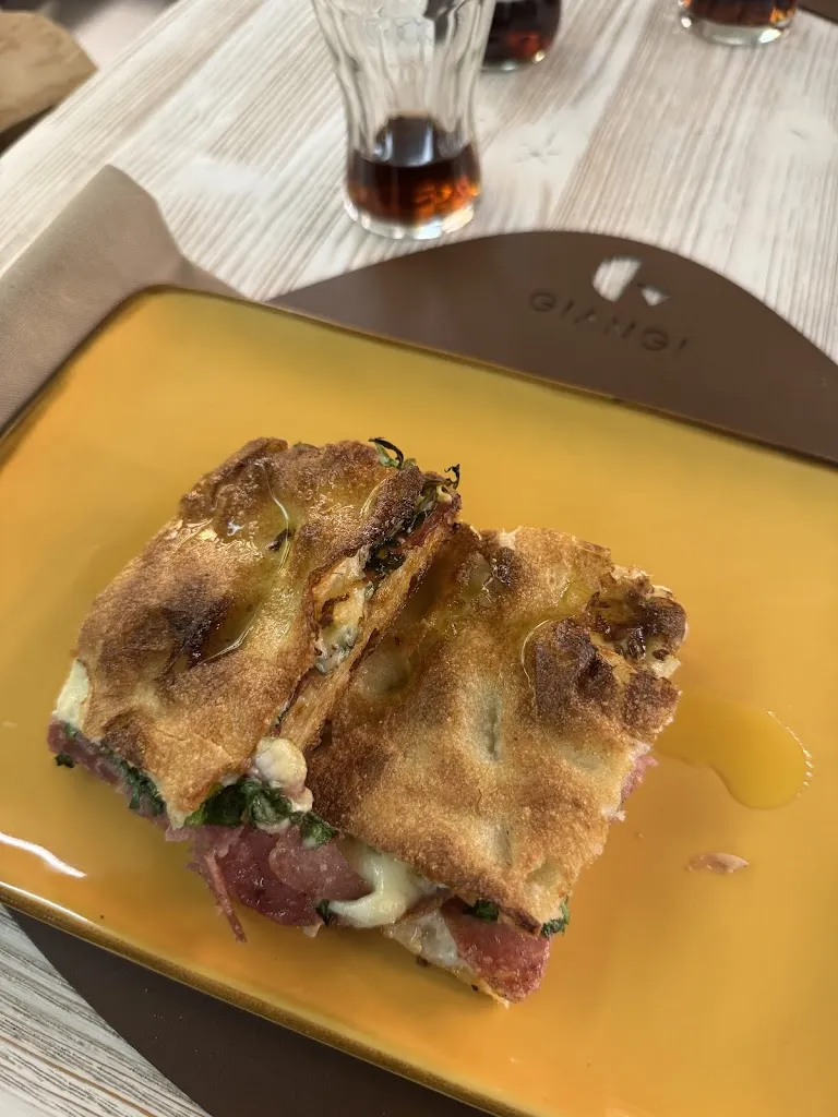 Gregory Zervos_Pizzeria Giangi_Arielli_review