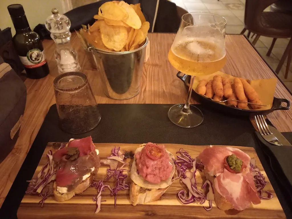 V R_Santi Spiriti_Maglie_review