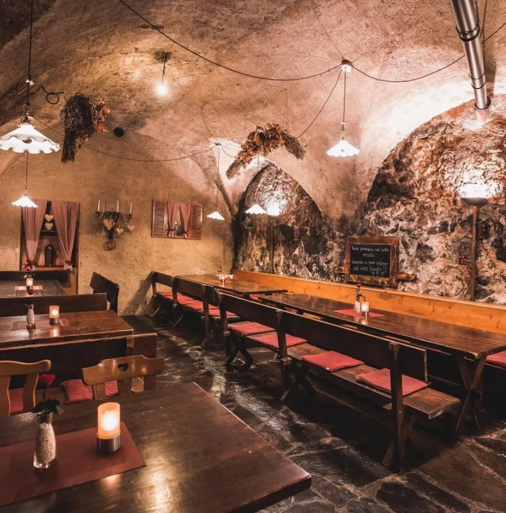 Brandiskeller restaurant in Gargazzone