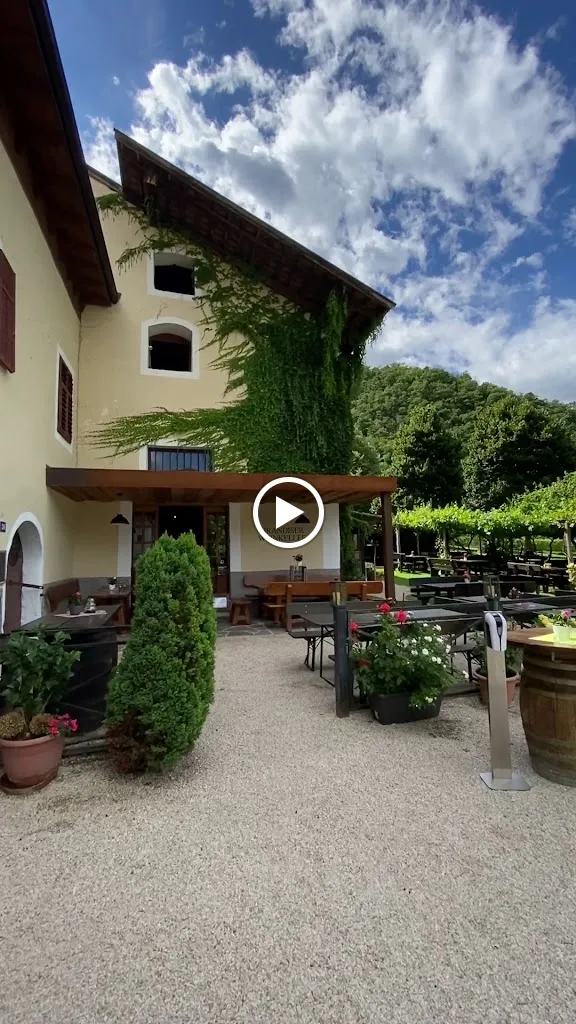 Brandiskeller_Gargazzone_slider_image_2