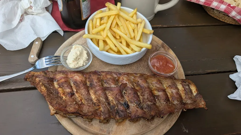 Buschenschank Götzfriedkeller_Gargazzone_slider_image_3