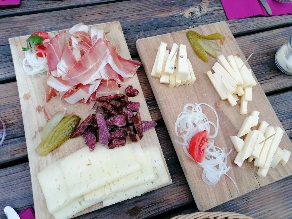 Menu_Buschenschank Rebmannkeller_Gargazzone_image_8