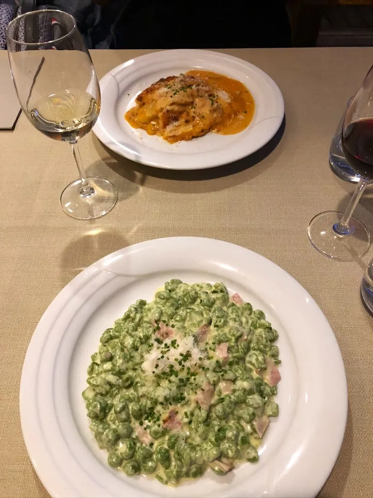 Jeff G. Singh_Gasthaus Apollonia_Gargazzone_review