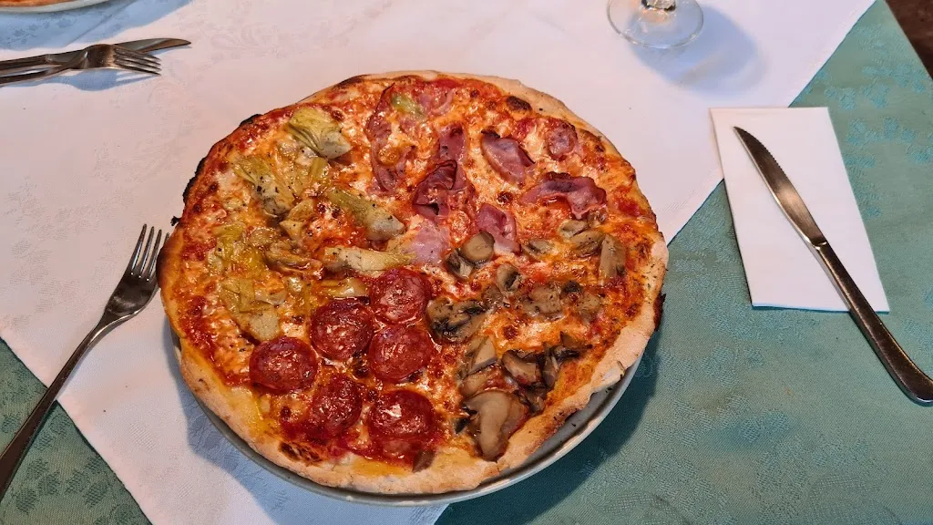 Restaurant Pizzeria Schmiedhof_Gargazzone_slider_image_2