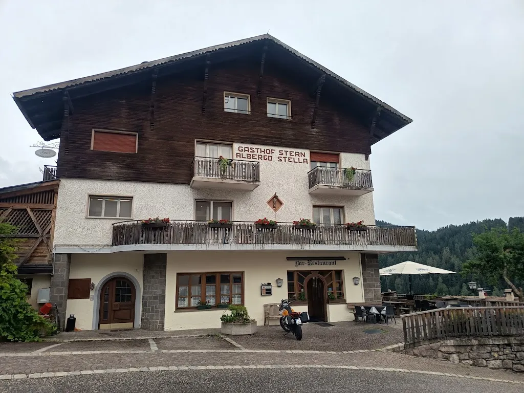 Martin Holder_Restaurant Bar Stern_Lauregno_review